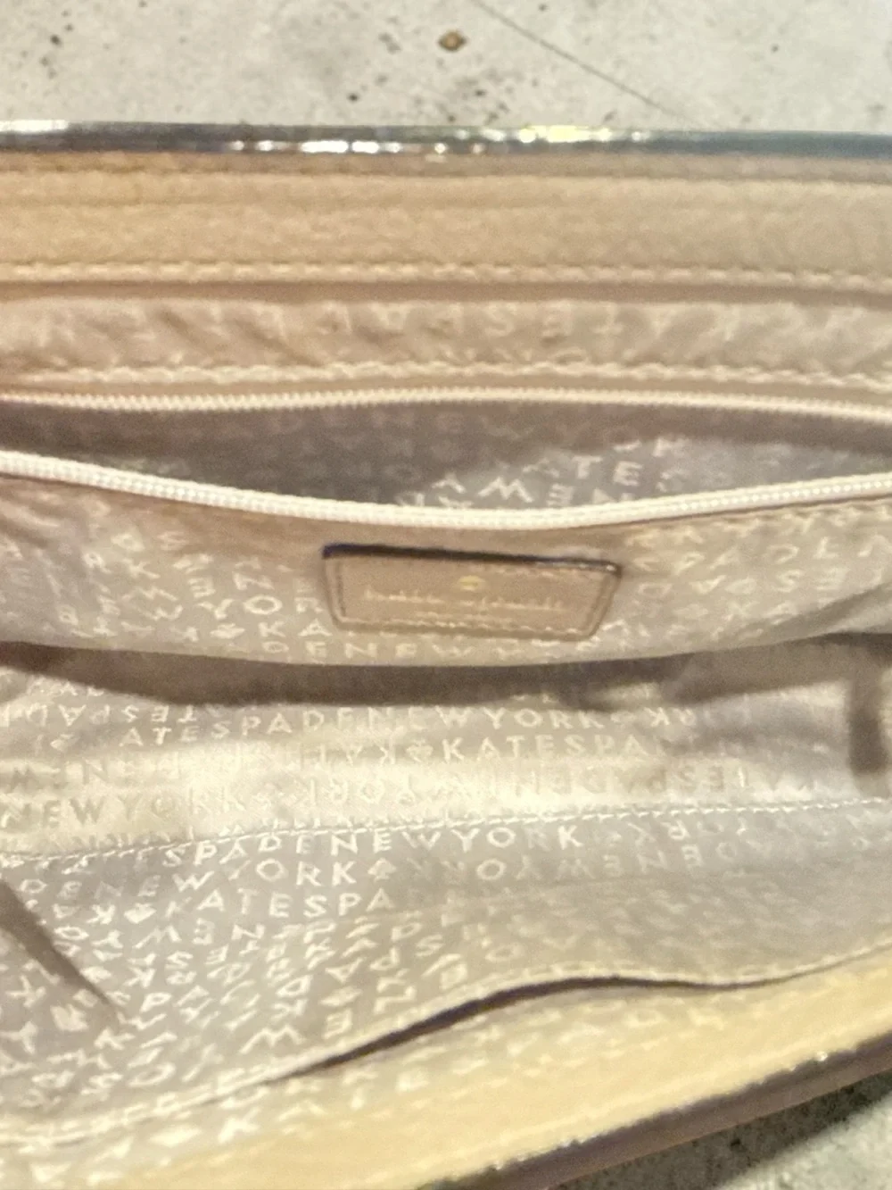 Kate Spade Pebbled Leather Shoulder Bag in Gray with Gold Chain